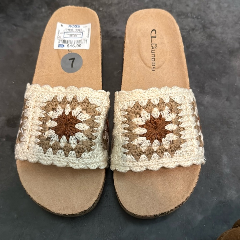 Size 7 wedges boho new with tags